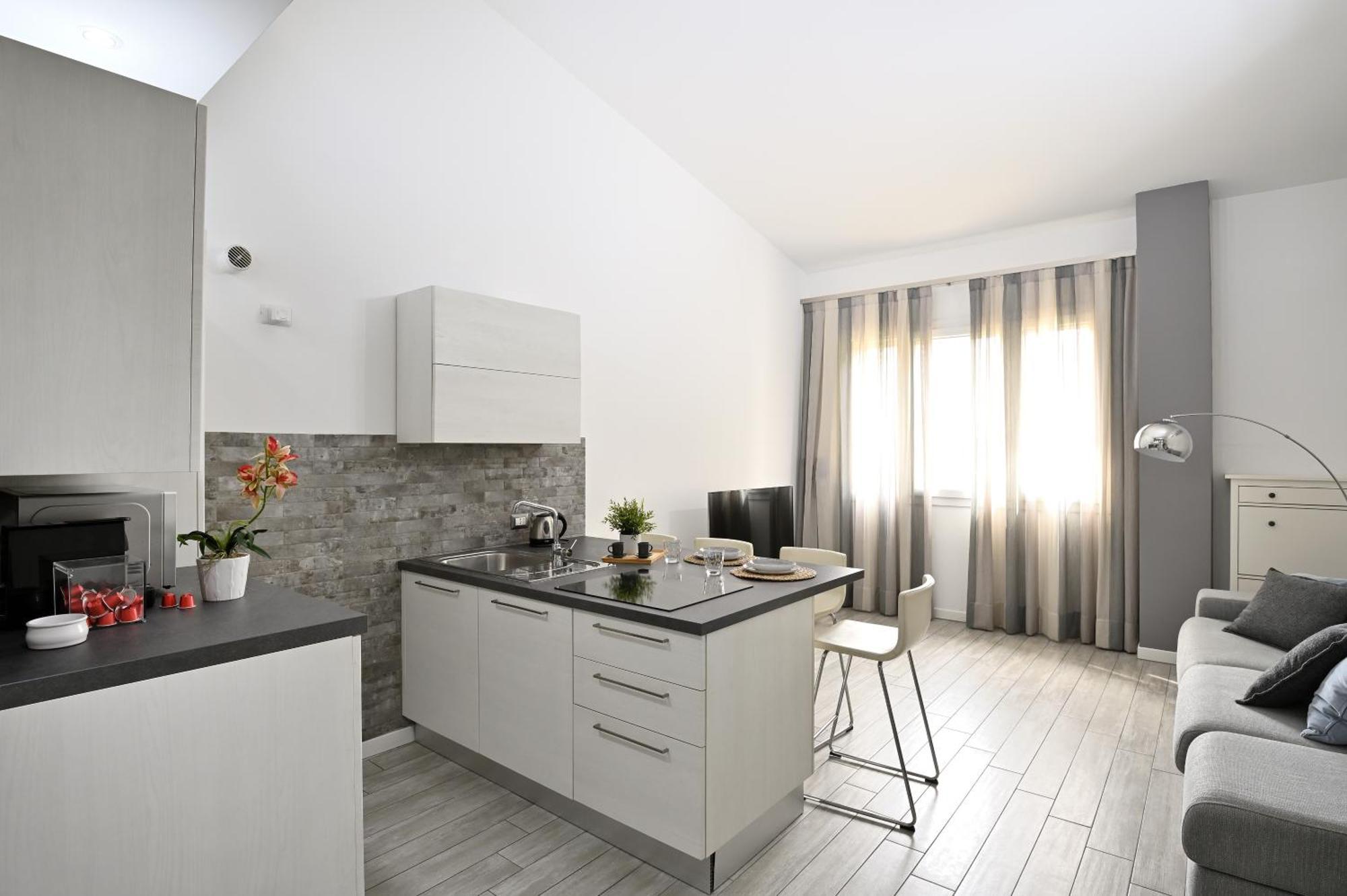 Boutique Apartment “Diviso Due” ฟลอเรนซ์ ภายนอก รูปภาพ